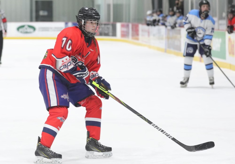 Plumas forward commits to Alberta college Local